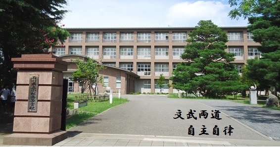 komatsu.jpg komatsu.jpg